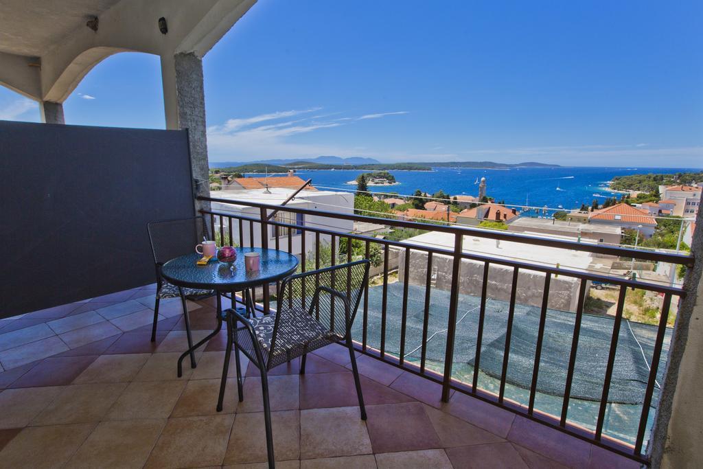 Apartments Ivusic Hvar Town Luaran gambar