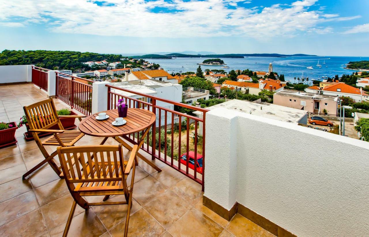 Apartments Ivusic Hvar Town Luaran gambar